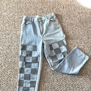 Pacsun women’s size 28, high rise checkered jeans